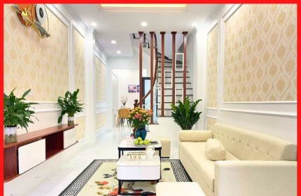 Bán nhà Kim Mã, Ba Đình 40m2, 5.9 tỷ, KINH DOANH ỔN ĐỊNH, NỘI THẤT XỊN SÒ _LP19